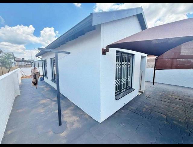 3 BEDROOM HOUSE FOR SALE IN SOSHANGUVE VV